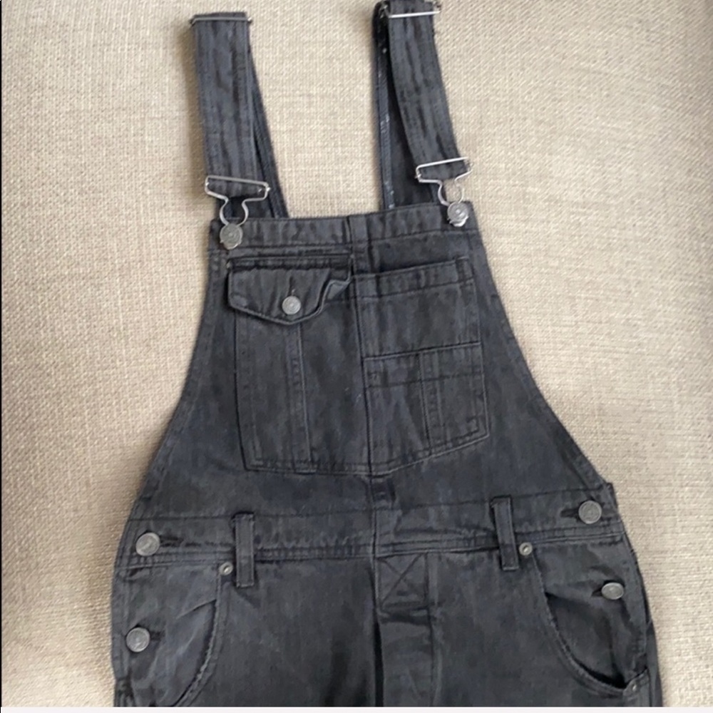 NEW We The Free Free People Black Overalls Size 24 - Picture 2 of 8